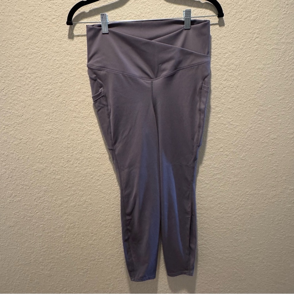 Lululemon Plum Cross Over Waist 25” Leggings size 6